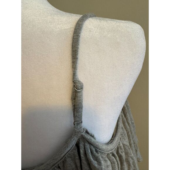 *NWT* Chaser Gray Tiered Ruffled Tank Size Medium - Picture 3 of 7